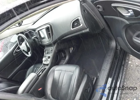 2016 Chrysler 200 Limited Platinum from USA, damaged, VIN 1C3CCCAB4GN179389